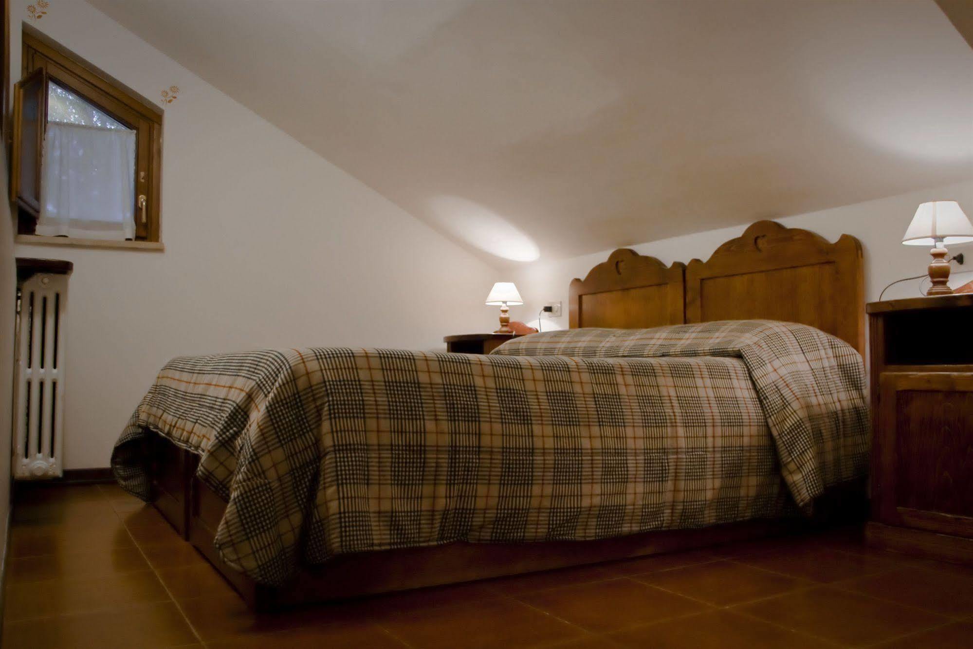 Lh Albergo Il Paradiso Пескассероли Экстерьер фото